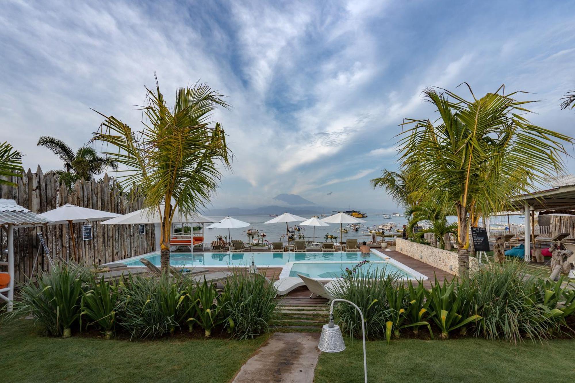 Paus Putih Hotel 누사 렘봉안 외부 사진